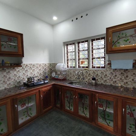 Moon Homestay Santhanpara Екстер'єр фото