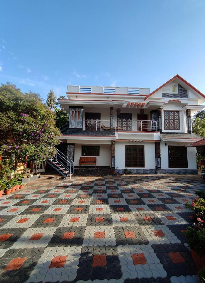 Moon Homestay Santhanpara Екстер'єр фото