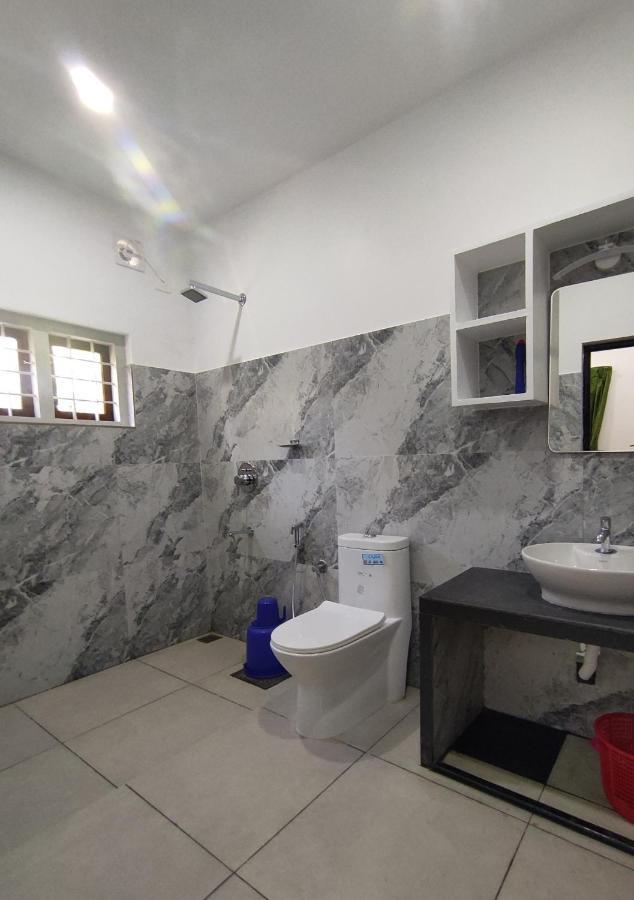 Moon Homestay Santhanpara Екстер'єр фото