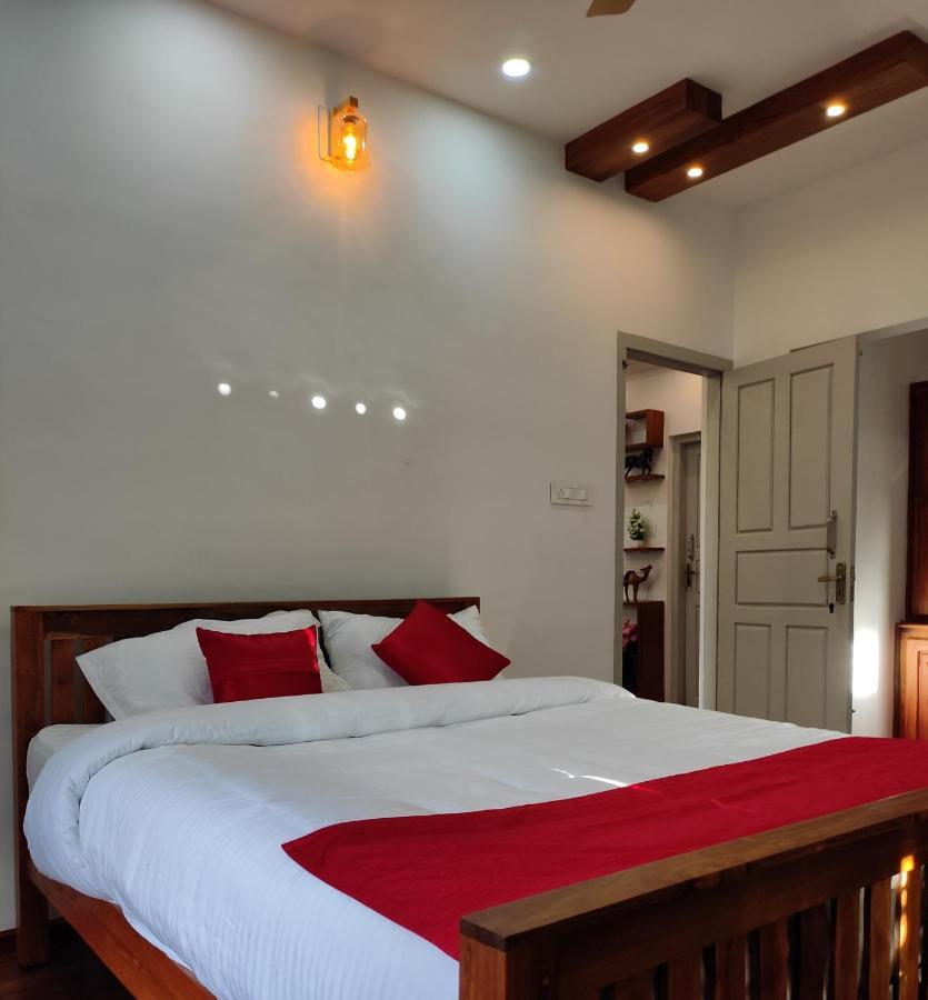 Moon Homestay Santhanpara Екстер'єр фото