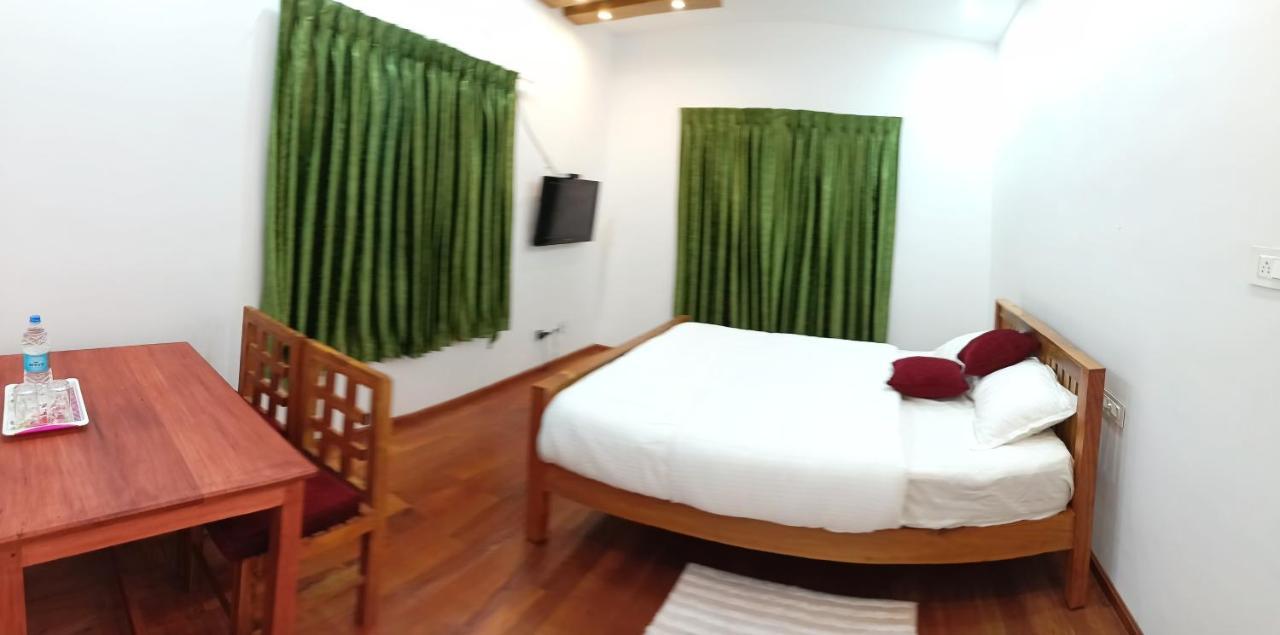 Moon Homestay Santhanpara Екстер'єр фото